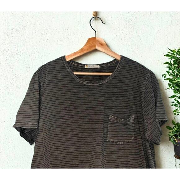 Marine Layer T-Shirt M/L Olive Green Navy Stripe Signature Pocket Style 15101 - Picture 2 of 7